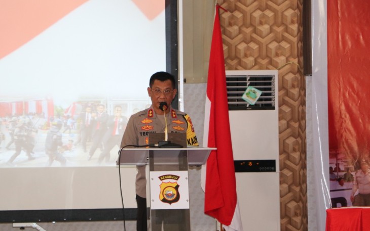 Kapolda Bengkulu Irjen Pol Drs Teguh Sarwono MSi