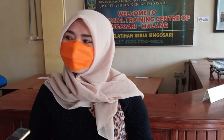 Ketua Fraksi Partai Demokrat DPRD Jatim Sri Subiati 