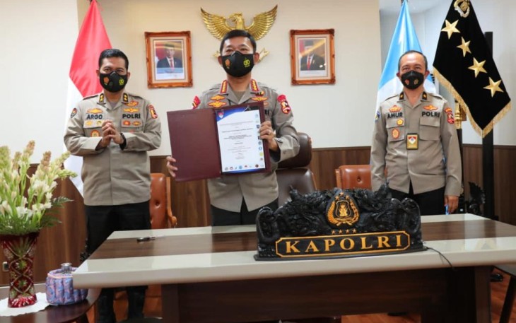 Kapolri Jenderal Pol Idham Azis dalam acara  pengukuhan Tim Koordinasi Interpol Indonesia 2020 di Jakarta, Jumat (4/12/2020)