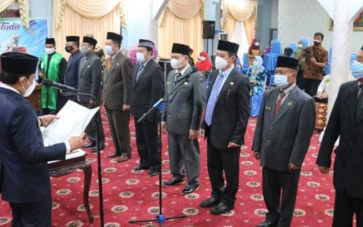 Wakil Wali Kota Bengkulu Dedy Wahyudi Melantik 8 Pejabat Eselon II