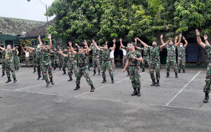 Kodim 0715/Kendal Melakukan Rutinitas Olahraga Setelah Apel Pagi Sebelum Melaksanakn Kegiatan
