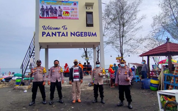 Polsek Kaliwungu Melaksanakan Monitoring ke Pantai Ngebum Desa Mororejo Kecamatan Kaliwungu