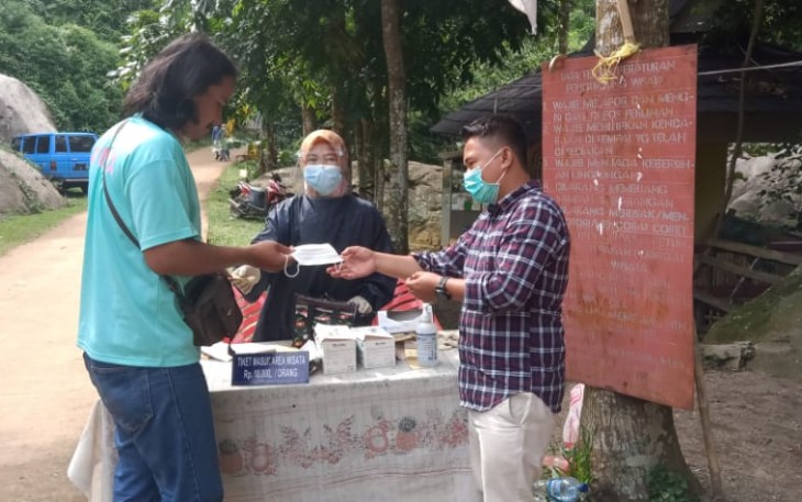 Wisatawan di Purwakarta Wajib Memeriksakan Diri Terlebih Dahulu Sebelum Memasuki Area Wisata. Foto : Klikwarta