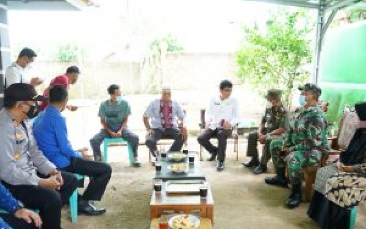 Satuan Tugas Covid-19 Kota Bengkulu Saat Memberikan Imbauan Kepada Warga