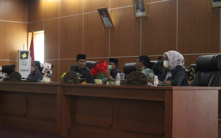 Rapat Paripurna DPRD Bengkulu Tengah