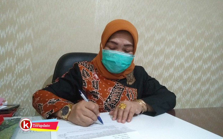 Kepala DP3AP2KB Pemkot Blitar Sulistiani (foto : Faisal NR / Klik Warta) 