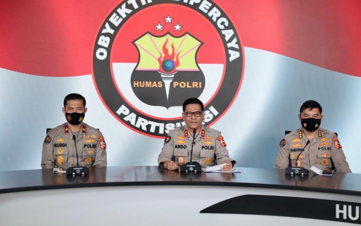 Kepala Divisi Humas Polri Irjen Argo Yuwono saat konferensi pers