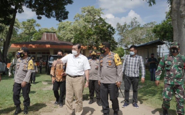 Menko Kemaritiman dan Investasi RI Luhut Binsar Panjaitan Tinjau Proyek Tol Tebing Tinggi-Parapat