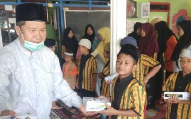 Staf Ahli Bidang Hukum dan Politik Hilman Fuadi 