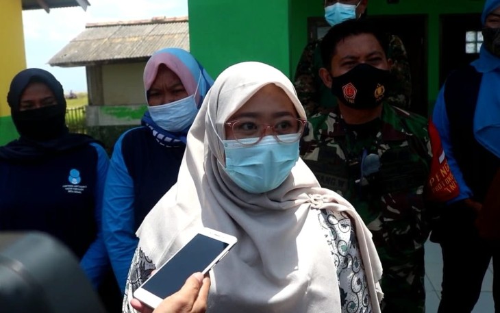Bidan Desa Sedari