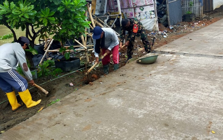 Pengerjaan Pelebaran Jalan