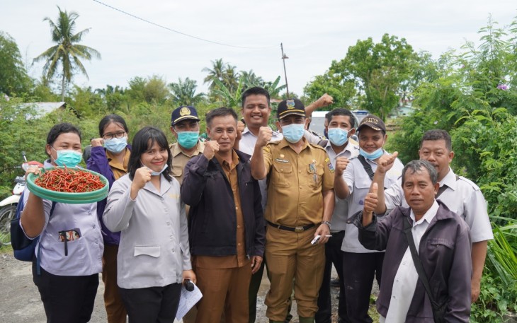 Forkompimda Dan Petani Panen Bersama Di Mekar Sentosa 