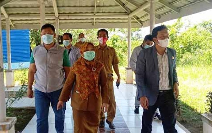 Keta DPRD Seluma Kunjungi Balita Tak Sadarkan Diri Enam Hari di RSUD Tais 
