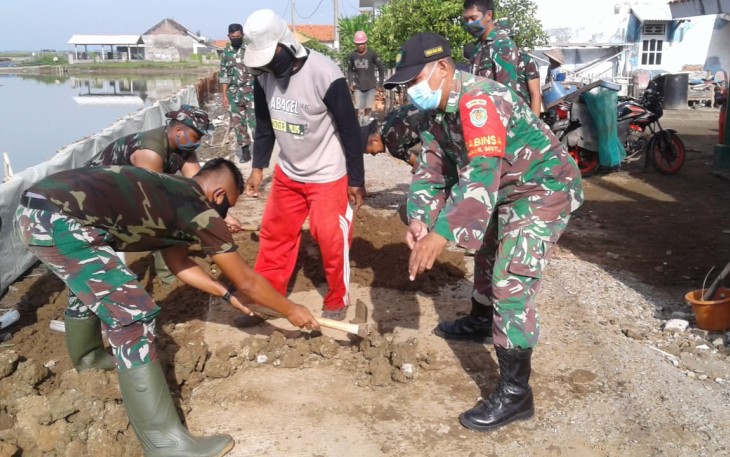 Pembangunan Turap Jalan