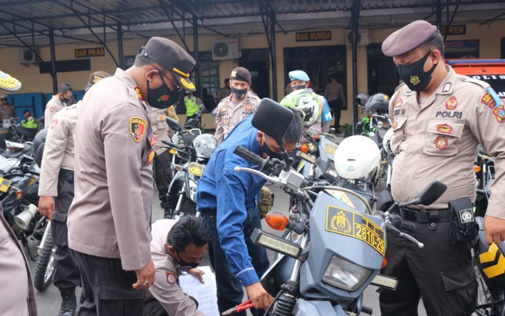 Polres Tebing Tinggi Lakukan Pemeriksaan Kendaraan Dinas Personal
