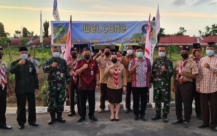 Pengadilan Militer III-17 Manado Laksanakan Kegiatan Panen Perdana dan Buka Puasa Bersama