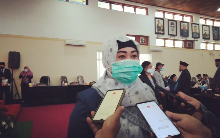 Wakil Ketua I DPRD Kota Blitar Elly Idayah Vitnawati (foto : Faisal NR / Klikwarta.com) 