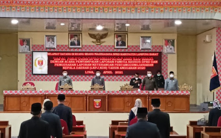 Paripurna DPRD Lambar Laporan Keterangan Pertanggungjawaban Kepala Daerah Tahun Anggaran 2020   
