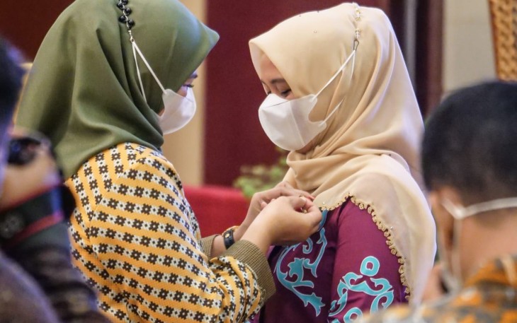 Deby Resmi Jabat Ketua Dekranasda Bintan Masa Bakti 2021-2024