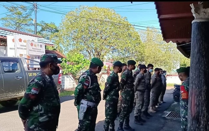 KODIM 1206/PSB BERSAMA TIM GABUNGAN HIMBAU WARGA PATUHI PROKES