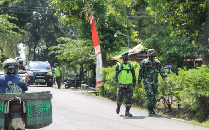 Dandim Sragen Cek Langsung Pos Penyekatan 