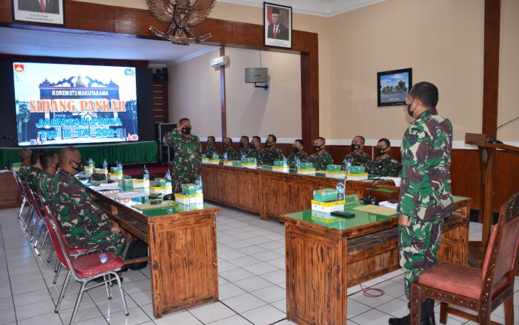 Kasrem 073/Makutarama Letkol Czi Hendro Edi Busono Pimpin Sidang Pankar Jabatan Perwira