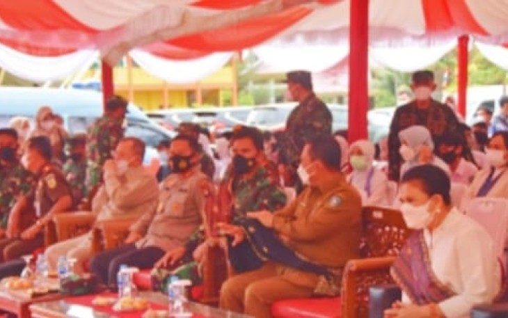 Kapolres Tanjung Pinang Dampingi Kapolda Kepri Lakukan Serbuan Vaksin Untuk Pelajar Tingkat SMA 