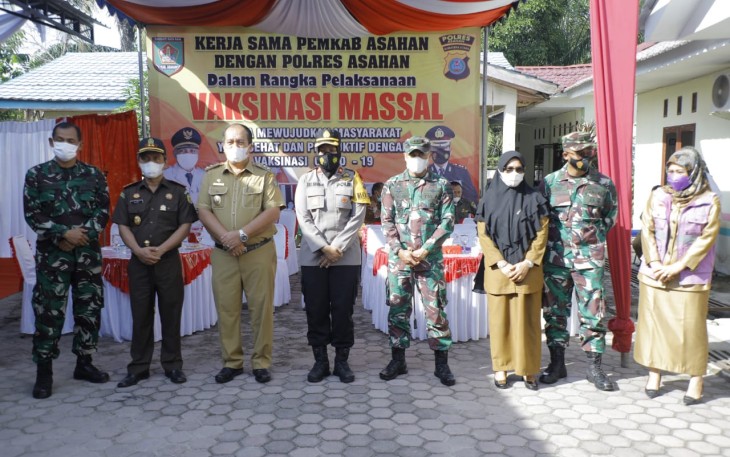 Pemerintah Kabupaten Asahan dan Forkopimda Tinjau Pelaksanaan Vaksinasi Massal