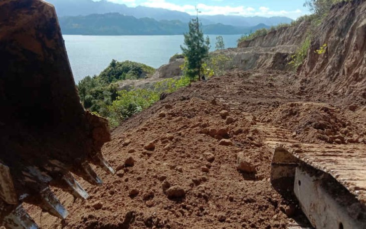 Pembukaan Jalan dari Pangasean menuju Sitamiang Onan Runggu