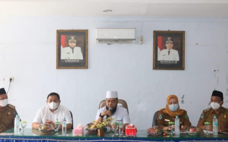 Berkunjung ke Dinkes dan RSHD, Walikota : Harus Senyum Saat Melayani Masyarakat