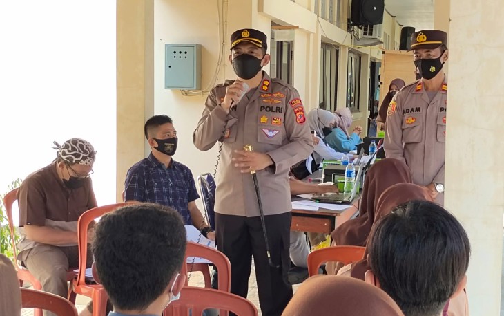 Kapolres Majalengka Pantau Vaksinasi Bagi Pelajar di Sekolah SMKN 1 Majalengka