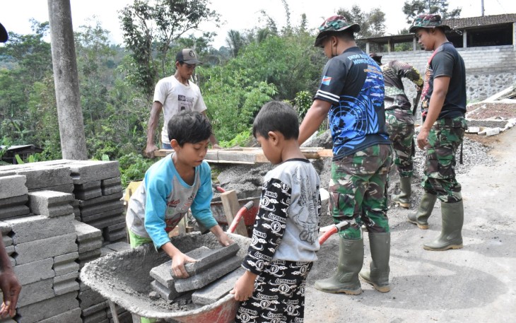 Dalam pengabdiannya Prajurit TNI Dituntut Agar Melaksanakan Tugas yang Dipercayakan Dengan Penuh Kesungguhan dan Keikhlasan Dalam Mengemban Tugas