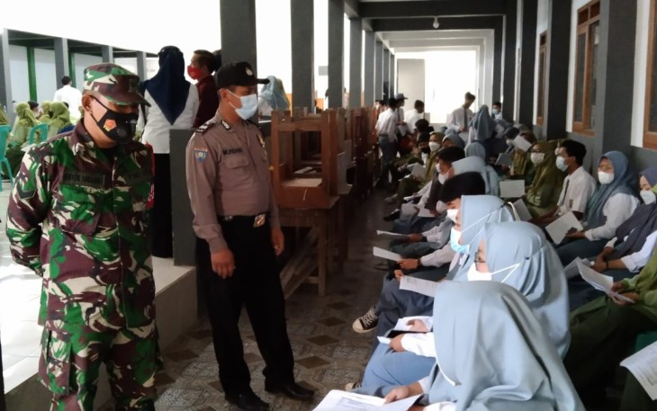 Kodim 0818 Terus Sukseskan Gerakan Vaksinasi 