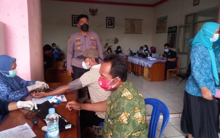 Polsek Kasondel Monitoring Vaksinasi, Gencarkan Program Guna Membentuk Herd Imunity