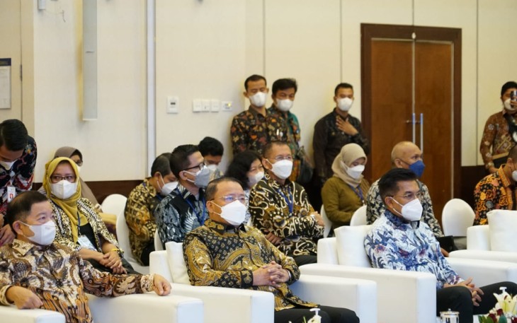  pemerintah provinsi (Pemprov) Bengkulu meraih Penghargaan Pembangunan Daerah (PPD) Bappenas 2021 kategori terbaik ke-3. Sementara kategori terbaik 1 diisi Sumatera Barat dan Provinsi Jawa Barat kategori terbaik 2