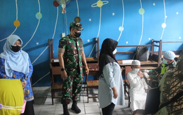 Dandim Palangka Raya Pantau Vaksinasi Anak Usia 6-11 Tahun