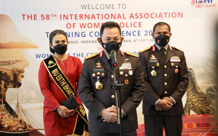 Kapolri  memberikan keterangan saat sukseskan acara The 58 th IAWP