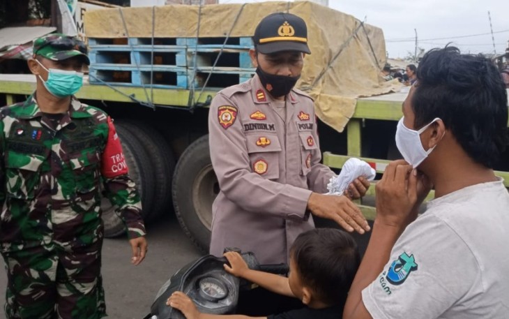 Polsek Limbangan Polres Garut Giat OPS Yustisi PPKM Level 3