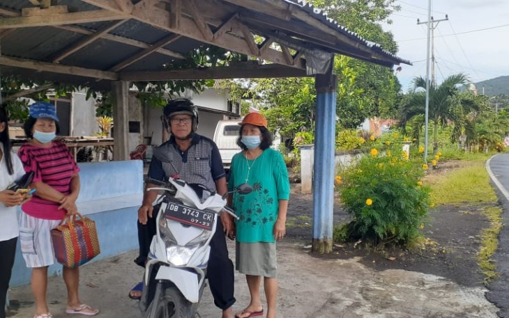 Warga kelurahan komersot