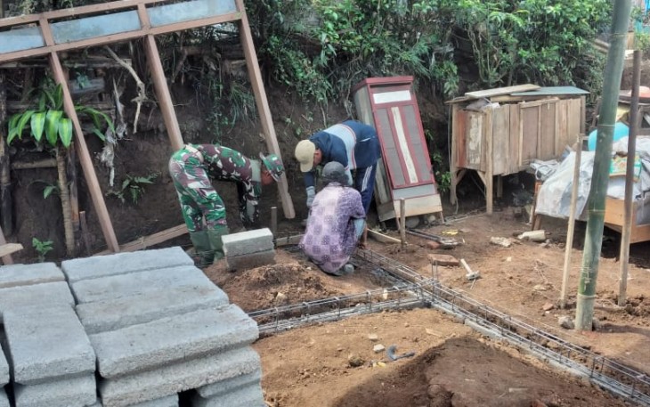 Tumpukan Batako Operasional TMMD 112 