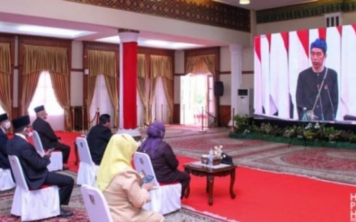 Gubernur dan Wakil gubernur Prov Kepri  Ikuti Pidato Presiden Jokowi secara Virtual
