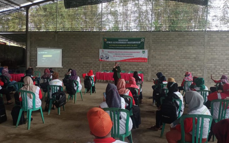Warga Tulungrejo di Bekali Kewirausahaan Dinas Tenaga Kerja 