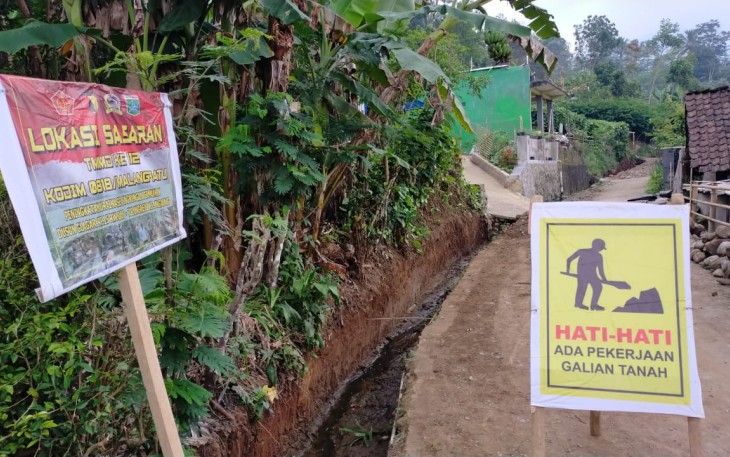 Papan Peringatan di Lokasi TMMD 112 Kodim 0818