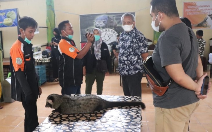 Cara Pet Lovers Solo Raya Mengedukasi Masyarakat Tentang Binatang Sambil Rekreasi
