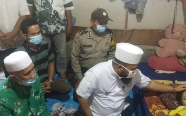 Walikota Berikan Bantuan dan Doakan Kilda Segera Sembuh dari Penyakit Infeksi Usus