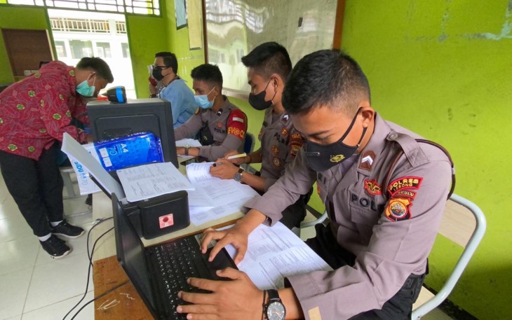 Sie Dokkes Polres Lebong Buka Gerai Vaksinasi Mobile