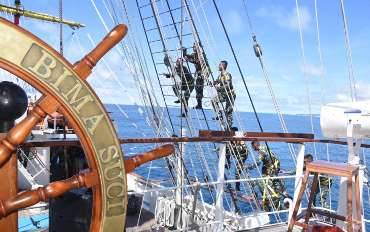 Kompetisi Ketangkasan Kebaharian Taruna Akademi Angkatan Laut (AAL) Disela Pelayaran Sabang-Nias