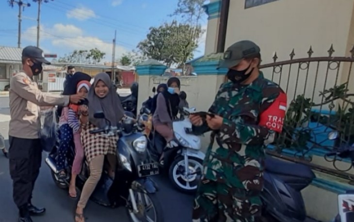 Joss!!! Dihari Libur Polisi dan TNI Tetap Laksanakan Operasi Yustisi Cegah Covid 19