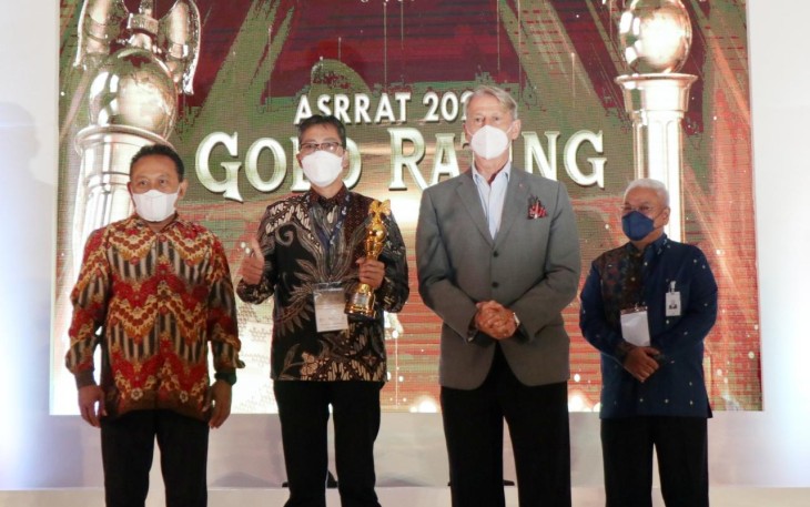 Bank Jatim Raih Penghargaan Gold Rank ASRRAT 2021