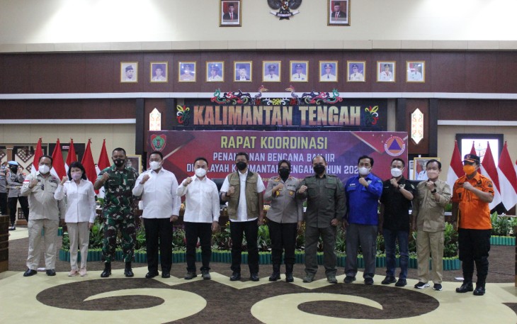 Kasdim Palangka Raya Wakili Dandim, Hadiri Rakor Kesiapsiagaan Bencana Alam Bersama Kepala BNPB Mayjen TNI Suharyanto